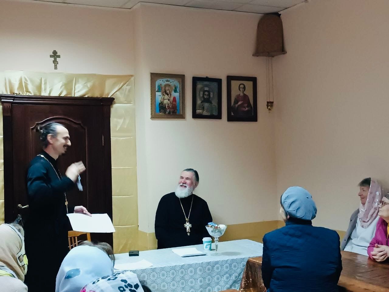 Участие в приходском собрании