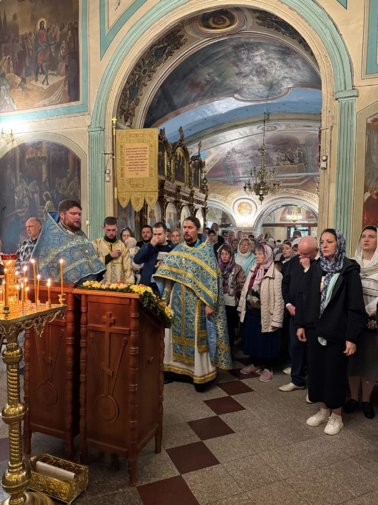 Божественная Литургия